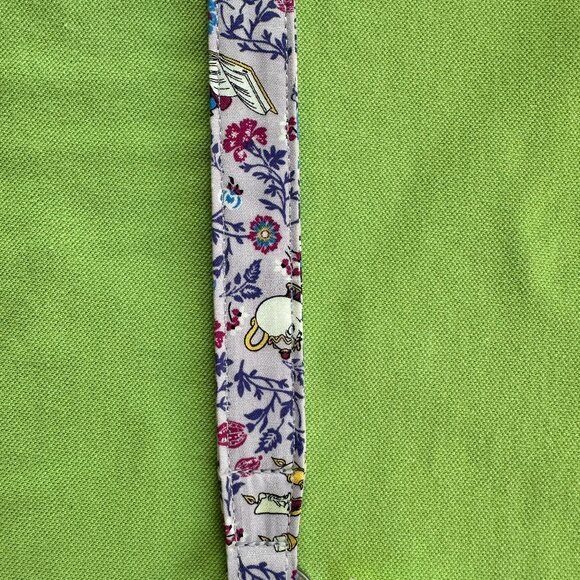 VERA BRADLEY DISNEY BELLE WIDE LOOP KEYCHAIN:NWT "BELLE PETITE FLORAL" - Picture 3 of 12